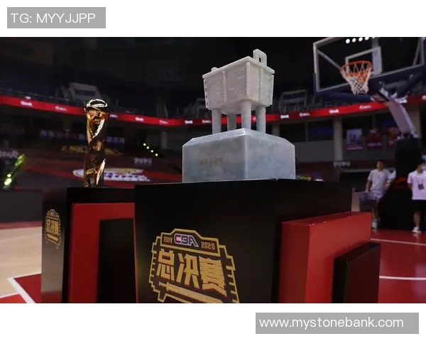 真正的发光篮球明星背后的努力与坚持让我们看到了不一样的辉煌人生